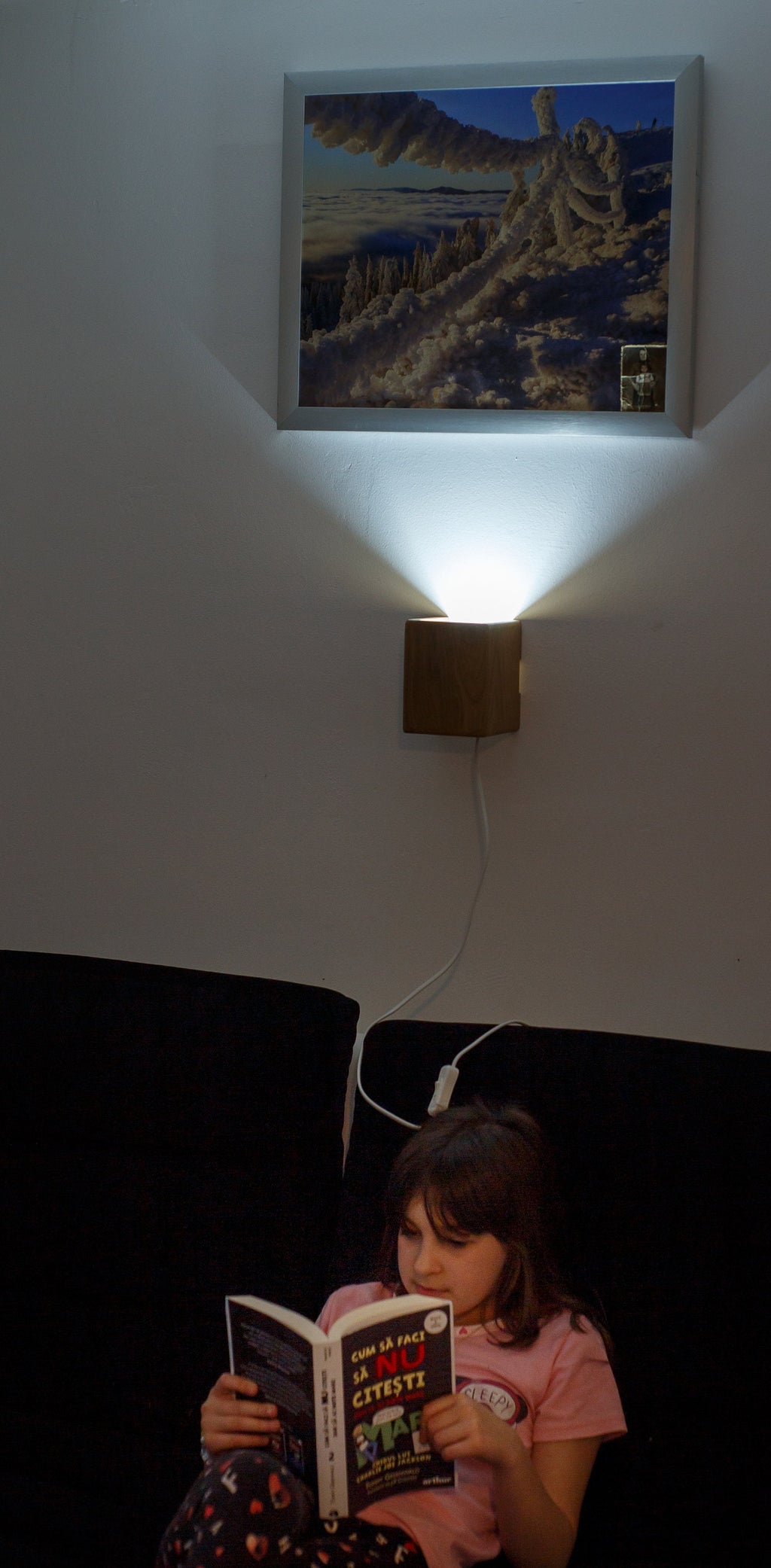 Corp iluminat din lemn de stejar,pentru dormitor,living