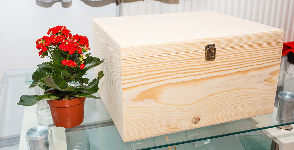 Cufar lemn cu capac 42x32x25 cm