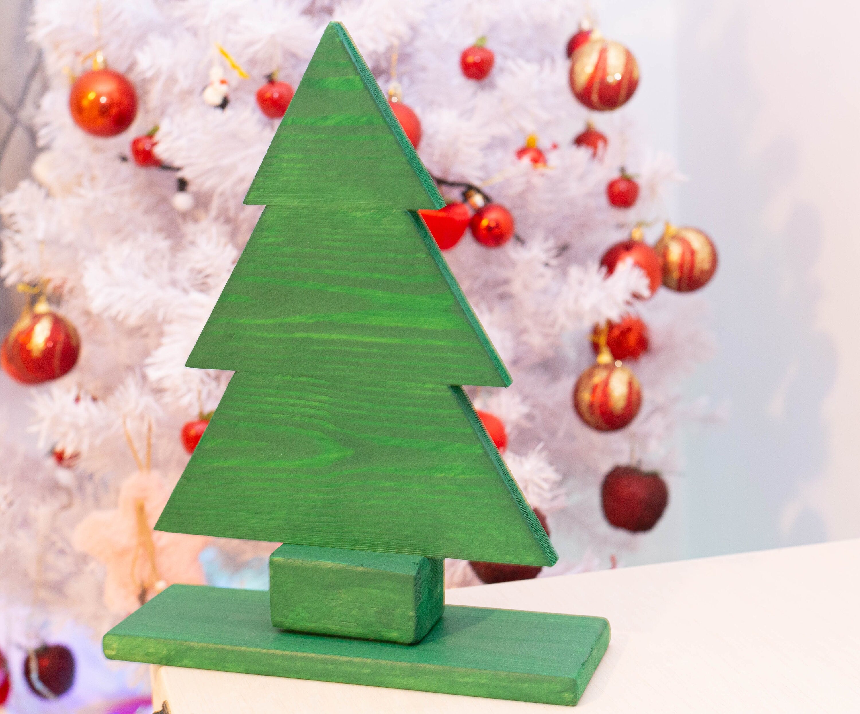 Bradut de Craciun din lemn