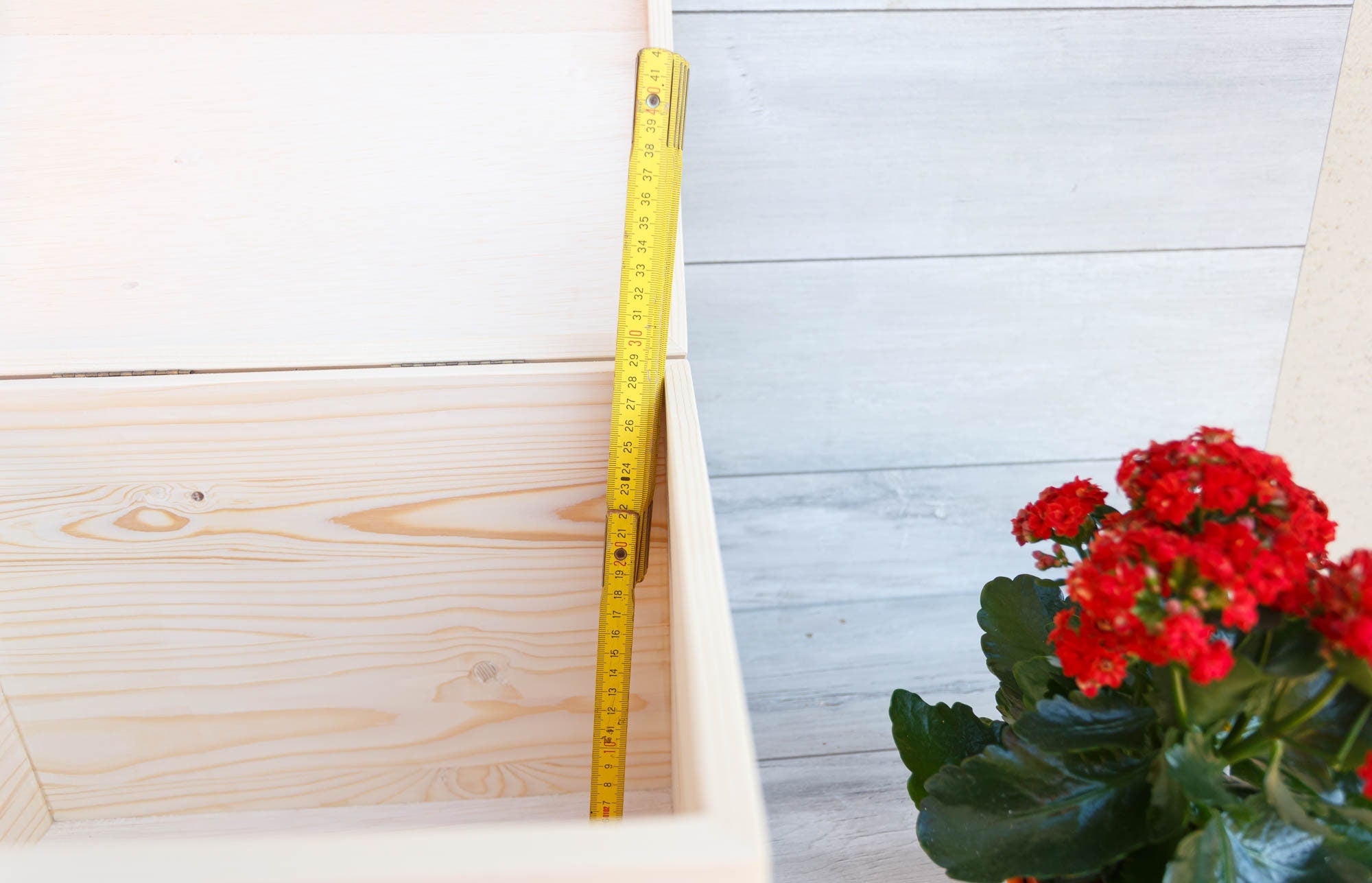 Cufar/cutie din lemn cu capac 34x26x30 cm