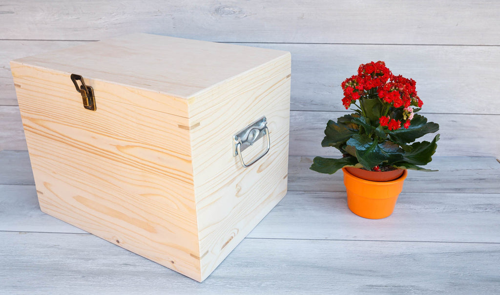 Cufar/cutie din lemn cu capac 34x26x30 cm