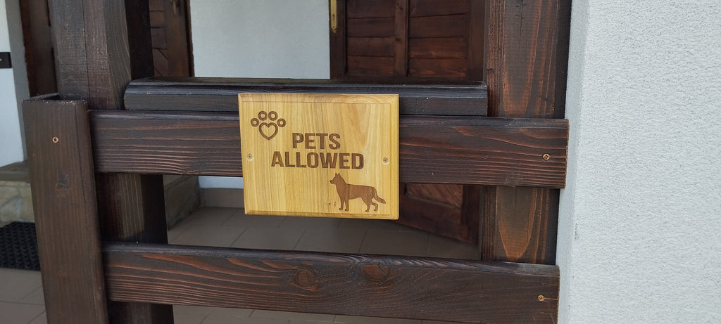 Servicii gravura lemn ,semnalsitica lemn