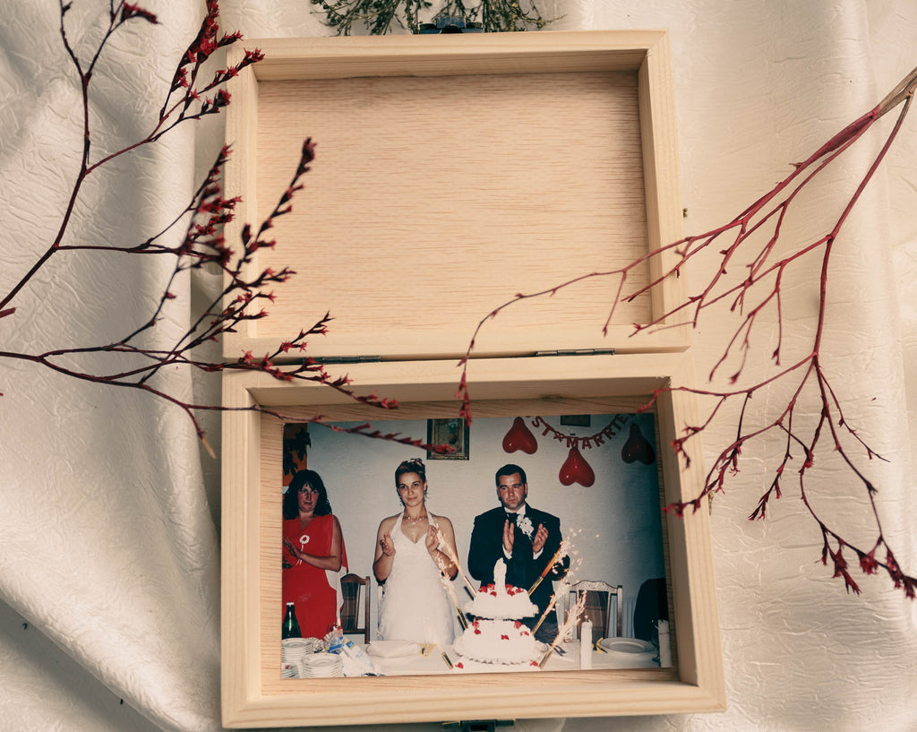 Unfinished Pine Wood Box with Hinges: DIY Craft Storage