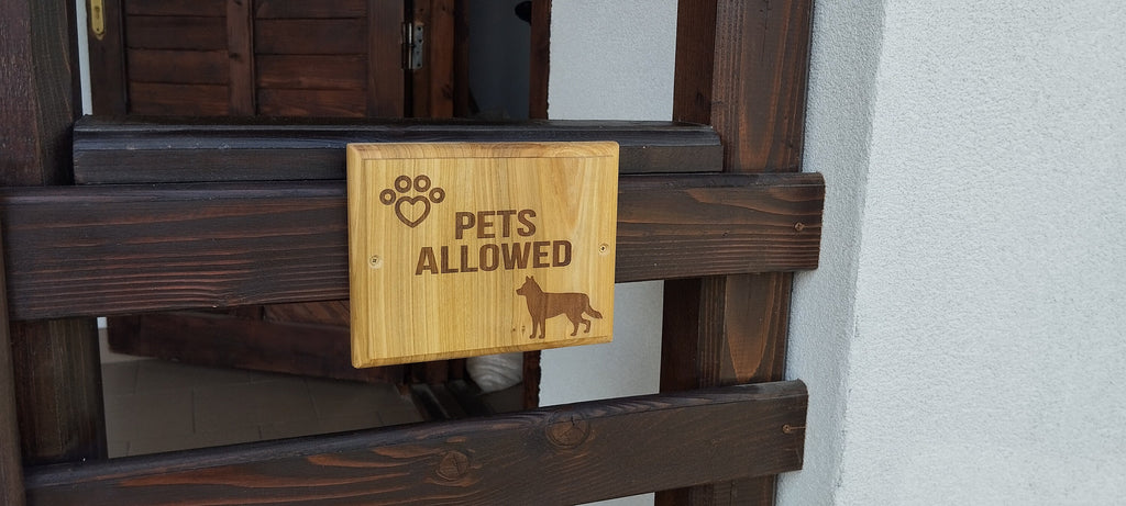 Servicii gravura lemn ,semnalsitica lemn