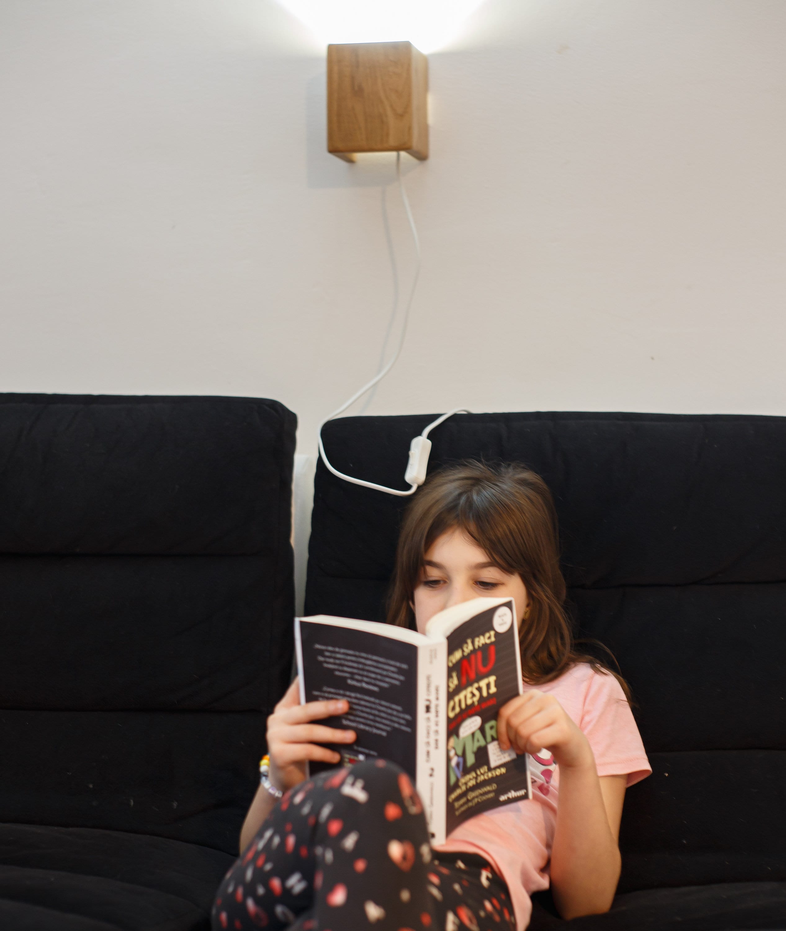 Corp iluminat din lemn de stejar,pentru dormitor,living