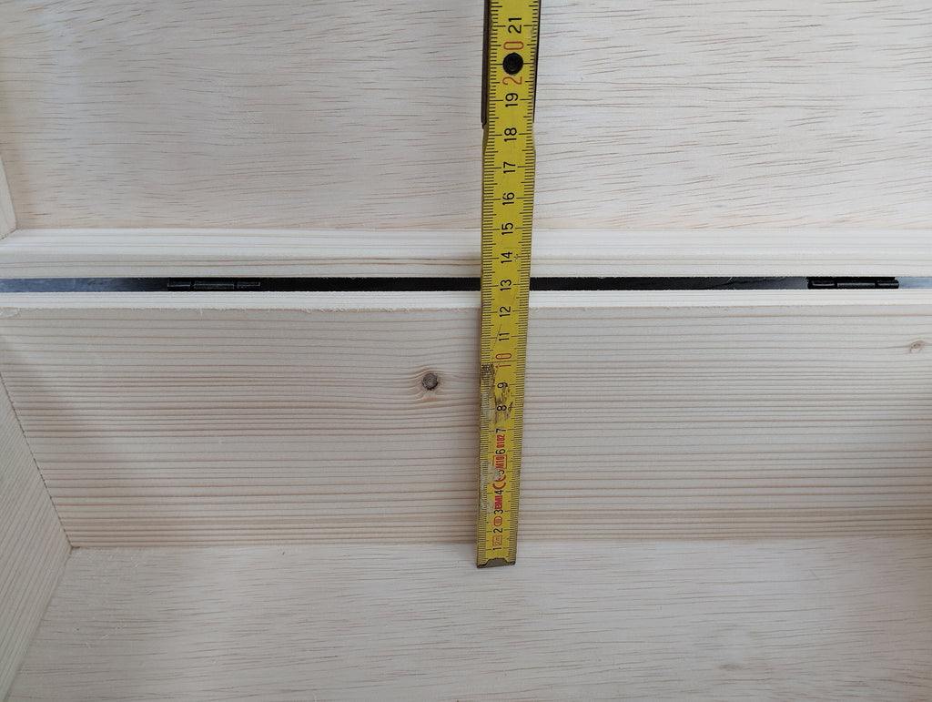 Unfinished Pine Wood Box with Hinges: DIY Craft Storage (15.7x11.8x5.9 INCH)