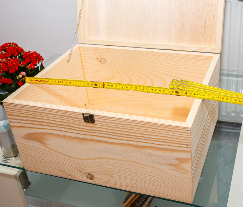 Cufar lemn cu capac 42x32x25 cm