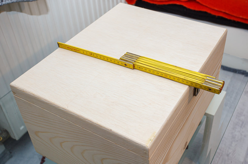 Cufar lemn cu capac 42x32x25 cm