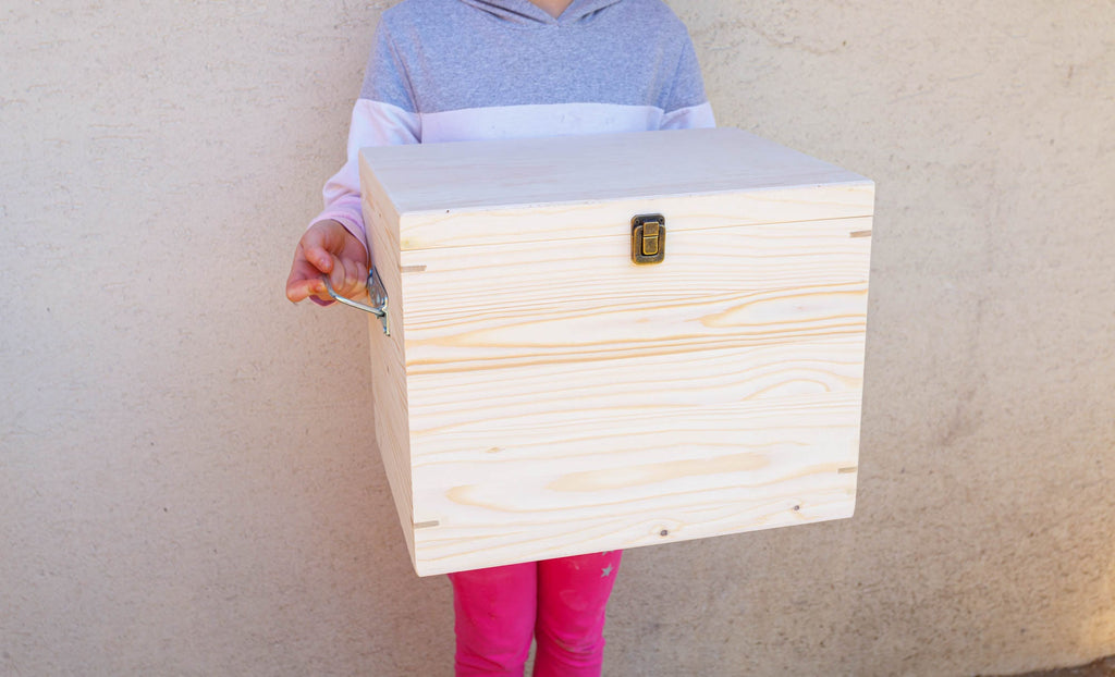 Cufar/cutie din lemn cu capac 34x26x30 cm